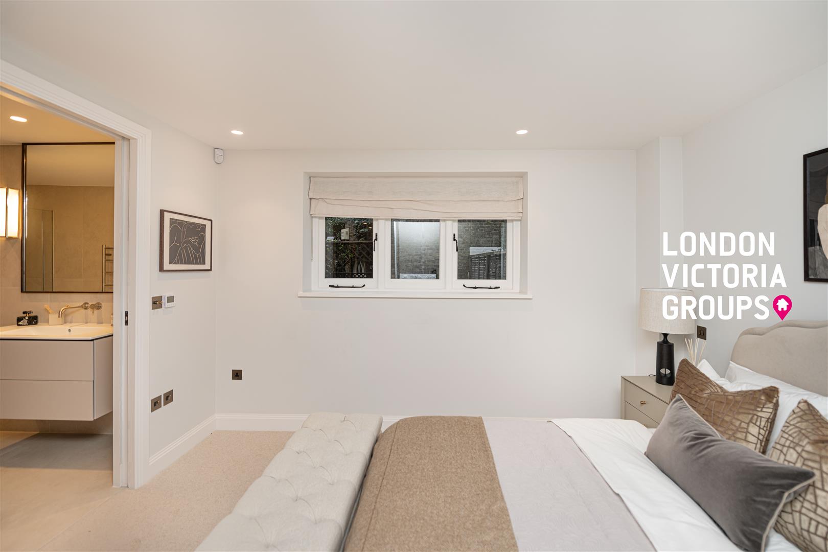 Buckingham Mews, London